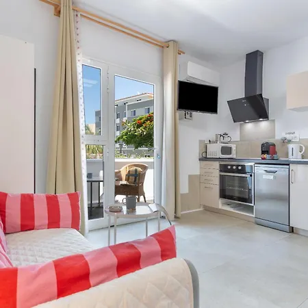 Apartment Fantastico 1 *