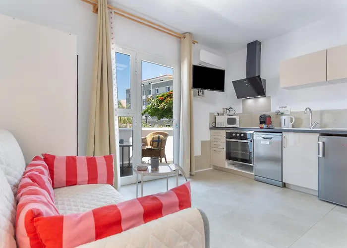 아파트 Fantastico 1 *